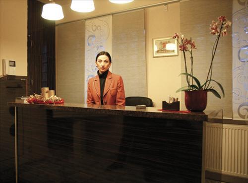 Hotel Monte Cristo Offenbach am Main Beltér fotó
